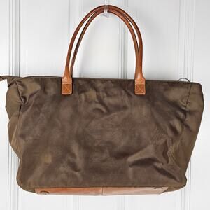 Lands End olive nylon tote overnight bag leather handles bottom travel